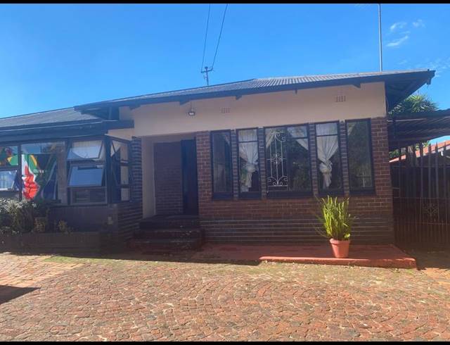 3 BEDROOM HOUSE FOR SALE IN HOMESTEAD